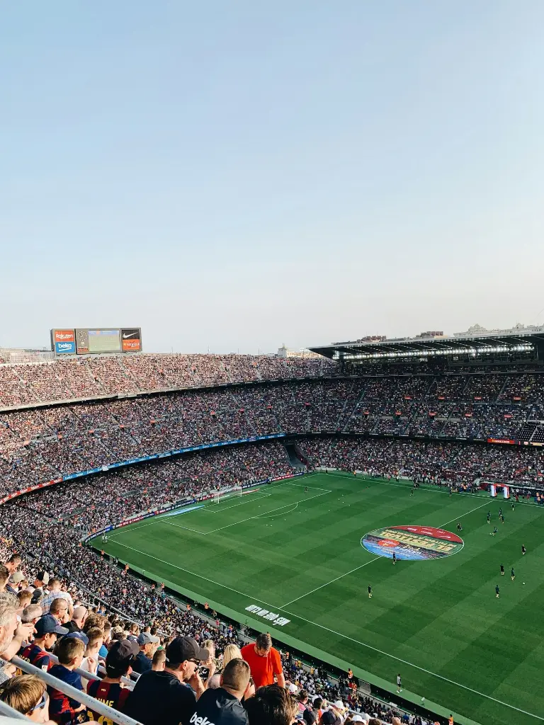 unsplash_KnE8rsBZq8U_BARCA.webp